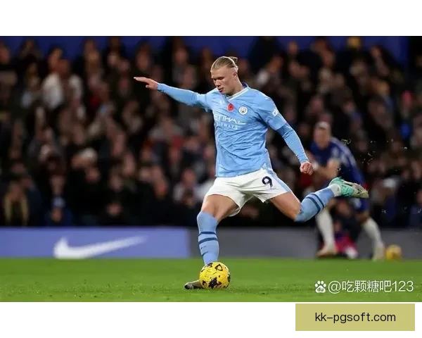 哈兰德在西甲对阵曼城比赛中展现的个人能力与竞技状态解析